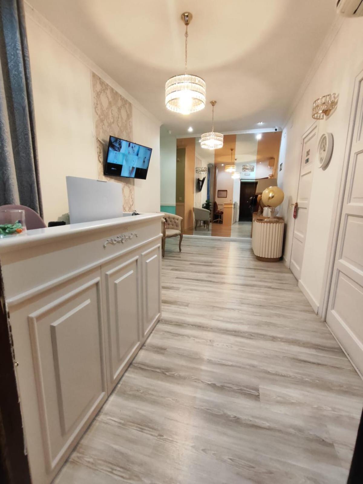 Hostal Milan Мадрид Экстерьер фото